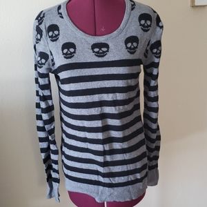 Hot Topic Skull Sweater